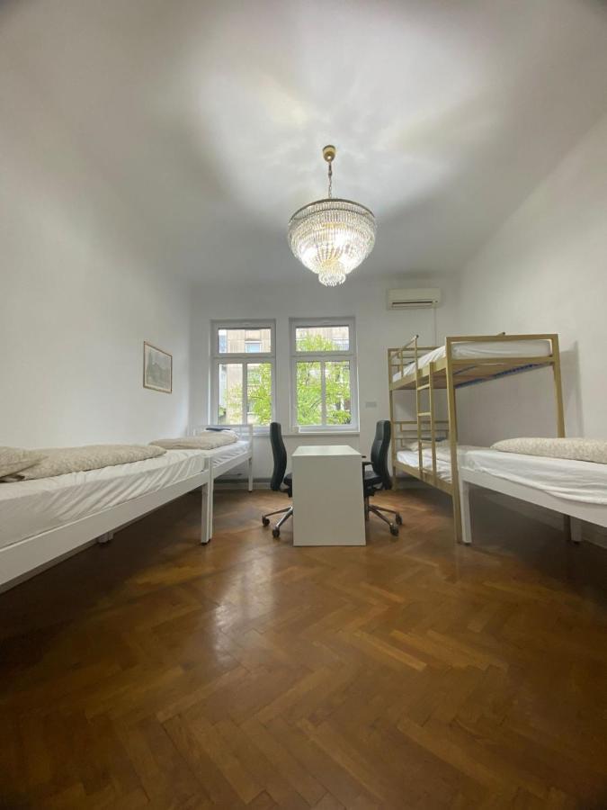 Rooms Miklosiceva 류블랴나 외부 사진