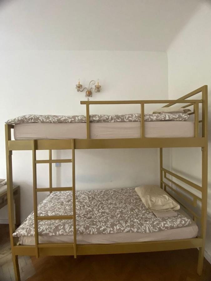 Rooms Miklosiceva 류블랴나 외부 사진
